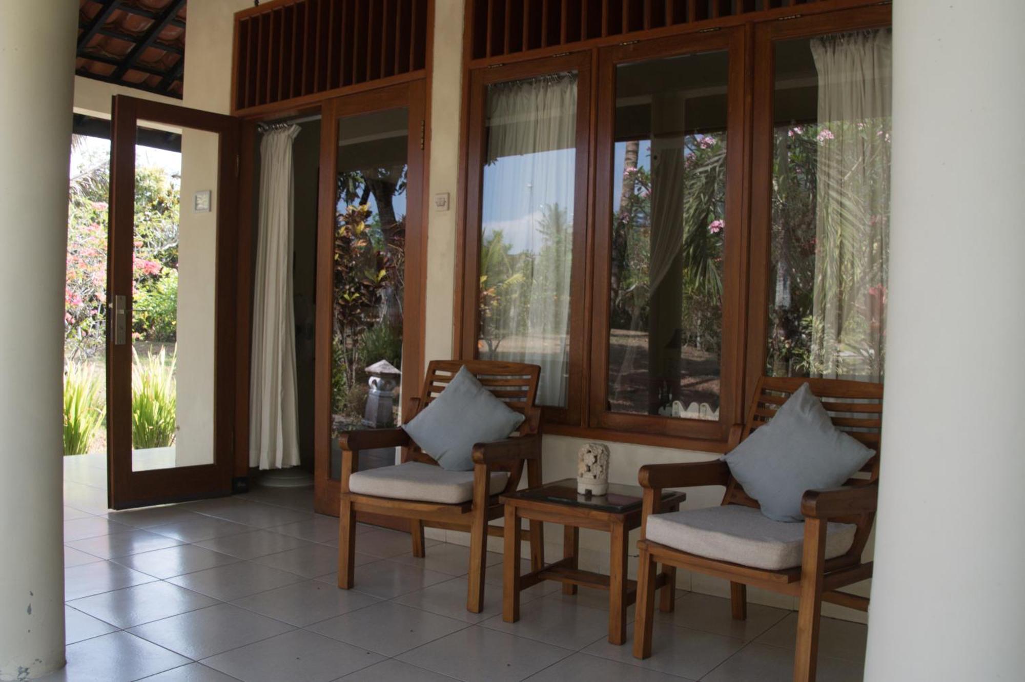 Guesthouse Rumah Senang Kalibaru Zewnętrze zdjęcie