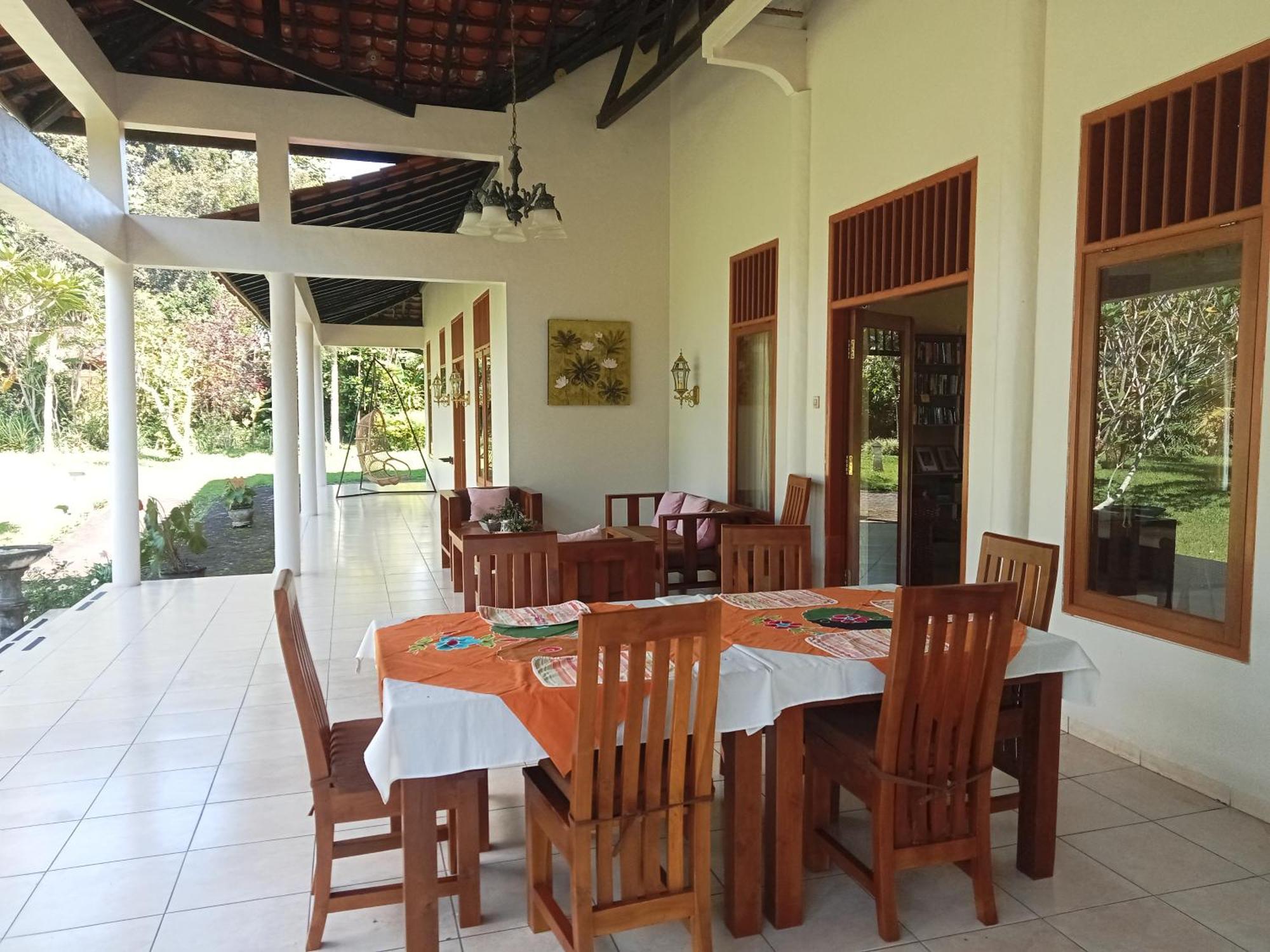 Guesthouse Rumah Senang Kalibaru Zewnętrze zdjęcie